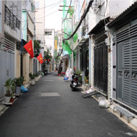 Cắt Lỗ 2 Tỷ. Nhà Ngay Trung Tâm Q.3 Cực Rẻ. 38M2. Ngang Khủng 5.5M. 4 Tầng. 4 Phòng Ngủ Giá Bán 6 Tỷ 4