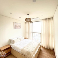 Bán Gấp Ch Cao Cấp The Lancaster - 20 Núi Trúc, 135M2, 3 Phòng Ngủ Bc Đông Nam Giá Cực Tốt Liên Hệ: 0975864664