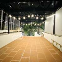 Bán Nhà Trần Khát Chân -Trước Nhà Ô Tô Tránh -Kinh Doanh -Hai Mặt Thoáng - View Trường Học.61M