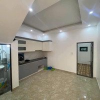 Cần Bán Nhanh Gọn Nhà 2,5 Tầng Trung Tâm Kiến An- Đồng Tử 2