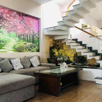 Căn Góc, 2Mt Tân Sơn Nhì, 4,7X14,2; Giá Bán 8,2 Tỷ Nhà Vuông Vức, 1 Trệt 1 Lầu, Để Lại Nội Thất Cao Cấp