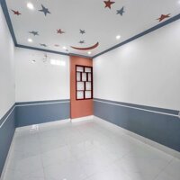 Nhà lầu mặt tiền đường Tầm Vu, Ninh Kiều Cần Thơ