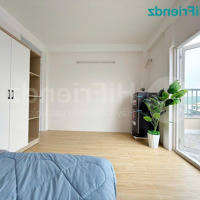 Phòng Đẹp Ban Công Lớn Rộng 50M2 Ngay Ngã Tư Hàng Xanh, Liên Hệ(0986450114