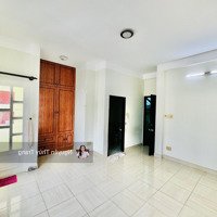 Gấp - Bán Nhà Đường Phạm Văn Hai - Nguyễn Bặc, 6 Tầng, Ngang 5.5M, Hẻm Nhựa 6M, 7.9 Tỷ.