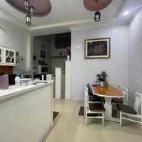 8.5 Tỷ Sở Hữu Siêu Phẩm Nhà Mặt Tiền 2 Tầng Xinh Xắn Ngay Phố Biển Mỹ Khê, Cách Bãi Tắm Biển 500M