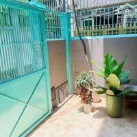Đường Lê Thị Riêng Phường Bến Thành Quận 1.
