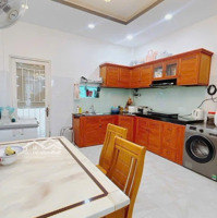 Bán Nhà Gấp Lo Việc Nhà, Giảm Sâu 600 Triệu, Tặng Full Nội Thất