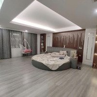 Bán Toà Nhà 9 Tầng Mặt Phố Vip Phan Văn Trường - Trần Quốc Hoàn Cầu Giấy 100M Mặt Tiền 9.9M 67 Tỷ