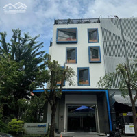 Nhà Phố Kinh Doanh Cao Triều Phát-View Công Viên-167M2- 5T-Có Thang Máy- Chỉ 62 Tỷ- Liên Hệ: 0934366386