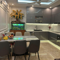 Bán Nhà Ngõ 5 Trần Thái Tông, Cầu Giấy, 50M2, Mt5M, Lô Góc, Ngõ Thông, Ô Tô 25M, Giá Bán 10.2 Tỷ