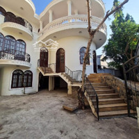 Biệt Thự Sân Vườn, Hồ Bơi Phạm Văn Đồng 306M2, 3Tầng. Giảm Sốc 28Tỷ Xuống Còn 15Tỷ
