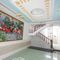 Gấp Bán Nhà Đường Tô Ký P. Tân Chánh Hiệp 70M2 Ngang 5M 3 Lầuhẽm Xe Hơi4.6 Tỷ