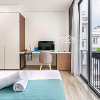 Căn Hộ Full Nội Thất Ban Công Tại Nguyễn Trãi Quận 1 Gần Phố Đi Bộ Bùi Viện, Chợ Bến Thành