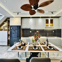 Cô Sinh Gửi Bán Nhanh Nhà Nguyễn Thị Diệu, P6, Quận 3. Hẻm Xe Hơi 50M2