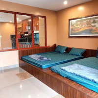 Bán Nhà Đang Cho Thuê 20 Triệu/Tháng Có Thang Máy