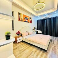 BÁN NHÀ LƯƠNG ĐỊNH CỦA – ĐỐNG ĐA GẦN HỒ PHƯƠNG MAI, Ô TÔ ĐỖ CỬA, 5 TẦNG NHÀ ĐẸP.