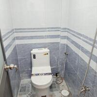 Bán nhà hẻm ô tô Lê Văn Quới, Bình Tân - 1.8 tỷ, 22m², 3 tầng.