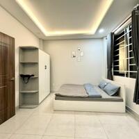 Căn Hộ Ban Công 35m2 cách 500m tới Sân Bay TSN quận Tân Bình