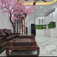 Nhà Kim Chung Lai Xá Diện Tích 33M Giá Bán 5.4 Tỷ Có Thương Lượng Nhà Cách Chục Quốc Lộ 32 -200M