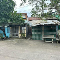 Bán Đất Tặng 2 Dãy Trọ - Cho Thuê 9 Triệu/Tháng. Diện Tích: 118M2. Tc 100%. Đường 10M. Giá Đầu Tư