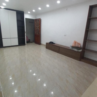 Chính Chủ P 304 Nhà A1 Tân Mai Ngõ 34 Tân Mai. Đối Diện Tòa Nhà Hòa Phát