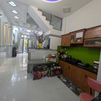 Bán Nhà 3 Tầng , Sát Hoàng Diệu 2, Linh Trung, Thủ Đức, Ngay Đại Học Sư Phạm Kỹ Thuật, 6,9 Tỷ