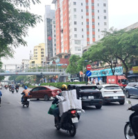 Tòa Nhà Văn Phòng , Căn Hộ Dịch Vụ . 10 Tầng - Full Nội Thất. Dòng Tiền 330Tt/ Tháng . Giá Bán 50 Tỷ
