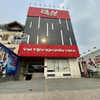 Toà Nhà 7 Tầng Mặt Tiền Nguyễn Văn Tăng Đang Cho Thuê 2.2 Tỷ/Năm. Giấy Phép Hoàn Công Đầy Đủ