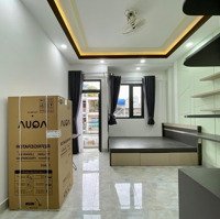 Căn Hộ Full Nội Thất Có Ban Công Giá Rẻ Quận 1O, Gần Công Viên Lê Thị Riêng, Vòng Xoay Dân Chủ.