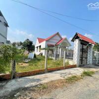 Cần bán gấp mảnh đất trong tháng diện tích 1096m2 giá 680 triệu