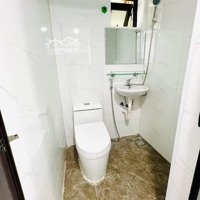 Bán Nhà Tập Thể Bộ Văn Hoá Núi Trúc: 65M2, 2 Phòng Ngủ Đủ Đồ Giá Rẻ 2.55 Tỷ