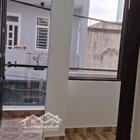 Gấp Cô Linh Cần Bán Nhàmặt Tiềnđường Phạm Hữu Lầu.quận 7.Giá Cực Kỳ Tốt Chỉ 3Tỷ980/52M2. Sổ Hồng Riêng
