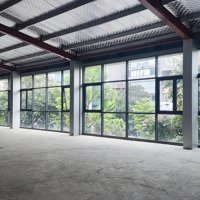 Cho Thuê Showroom - Văn Phòng Mặt Phố Hoàng Quốc Việt Giá Sốc