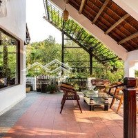 Cho Thuê Villa 3 Tầng Đẹp Mướt Mờ - Có Hồ Bơi - Khu Nam Việt Á