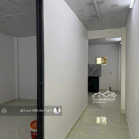 8X15 Có 2 Căn Nhà,4 Phòng Ngủ,3 Wc,Đường 5M,Thông,Đông,Sát Bên Tp.hcm