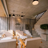 Nhàmặt Tiềnngang Lớn Trung Tâm Quận 3. Là Quán The Coffee House Ngang Lớn. Bán Nhanh Chỉ 60 Tỷ