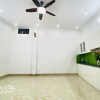 Bán Nhà Hàng Bồ, 39M, 4 Tầng, Nhà Mới, Về Ở Luôn, Cách 10M Ra Phố Hàng Bồ, Giá Nhỉnh 8 Tỷ