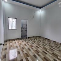 Bán nhà ngộp 1T, 2L giá 1 tỷ 780 triệu, SHR đã hoàn công KDC Phú Sinh