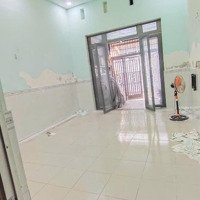 Nhà 2 Phòng Ngủ 2 Vệ Sinh 2 Máy Lạnh - Ngay Đường Hiệp Bình, Phạm Văn Đồng