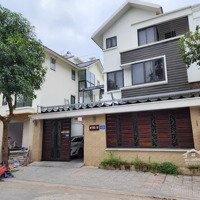 Căn Góc Phố Giảng Võ 134M 5 Tầng Mt16M Khu Phân Lô Cao Cấp Thành Ủy Căn Đẹp