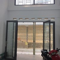 Cho Thuê Nhà Riêng 100M2, 10 Triệu, 2 Phòng Ngủ 2 Vệ Sinhtại Lạc Long Quân, P 8, Tân Bình, Hcm