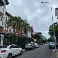 Cho Thuê Nhà Mặt Tiền Hoa Lan, Phường 2, Phú Nhuận: Diện Tích: 450M2, 4 Lầu, 7 Phòng, 6 Vệ Sinh