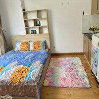 Cần Ra Gấp Duy Nhất 1 Căn - Studio Ban Công _ Máy Giặt Riêng _ Ngay Trung Tâm Đường D5