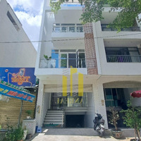 Nhà Phố Hầm 4 Lầu Mặt Tiền Khu An Phú- Thang Máy Giá Bán 40 Triệu