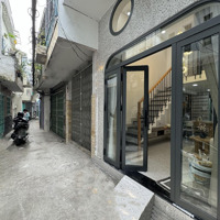 Tạp Chí Nhà Đẹp Bình Chọn-Nhà Lửng, 1 Lầu Đẹp,Xinh Xắn Mang Ta Về Thế Giới Tuổi Thơ Thích Quảng Đức