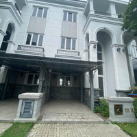Bán Nhà Liên Kề Hợp Ở Và Đầu Tư Lâu Dài. Nằm Trong Khu Sol Villas 132M/13.9 Tỷ. Liên Hệ: 0939968879