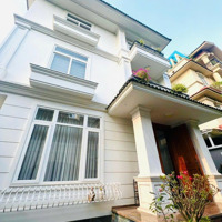 Bán Bt Đẹp Xuất Sắc Tại Lương Định Của,An Phú Quận 2.Gía 55 Tỷ, 252M2