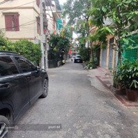Nhà Phân Lô Oto Tránh - Gần Hồ Tây Thoáng Mát - Hai Ngõ Đi Vào Nhà - Biệt Thự Sân Vườn - Bể Bơi.