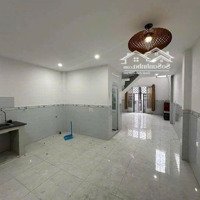 Ngộp Giảm Mạnh 1 Tỉ . Rẻ Hơn Đất 1 Trệt, 1 Lầu - Đường 4M Xe Tới Nhà - Kế Bên Kdc Vạn Phúc Cty