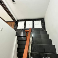 Bán Nhà Lê Văn Hiến. 35M2, 6 Tầng, Lô Góc 3 Thoáng. Kinh Doanh. Dòng Tiền 30 Triệu/Tháng. Giá Bán 7Tỷ